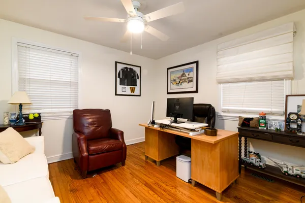 $2,900 | 218 Live Oak Avenue, Charleston, SC 29407