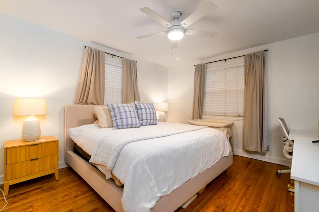 $2,900 | 218 Live Oak Avenue, Charleston, SC 29407