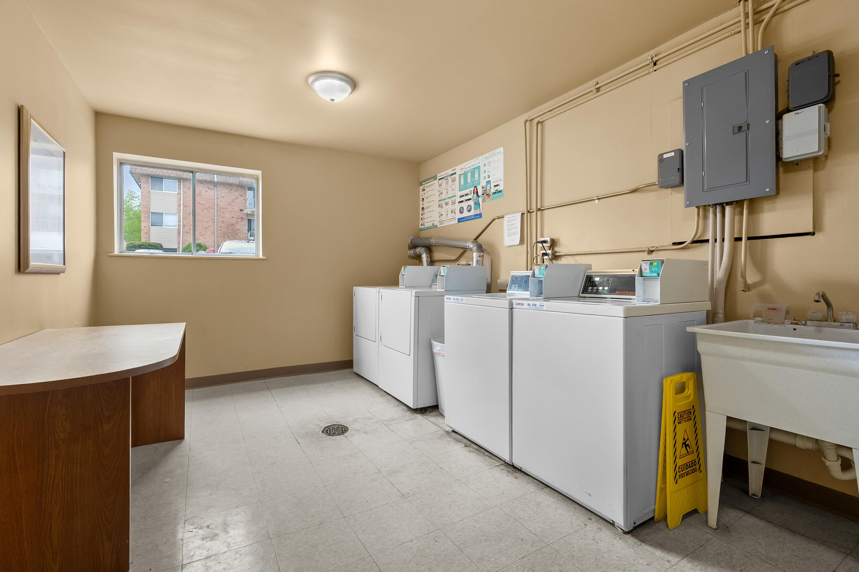 742 West Kilgore Road, Unit 307 Kalamazoo, MI 49008 - Photo 28 of 36 Kilgore Rd W 742 Unit 307 Kalamazoo 4900