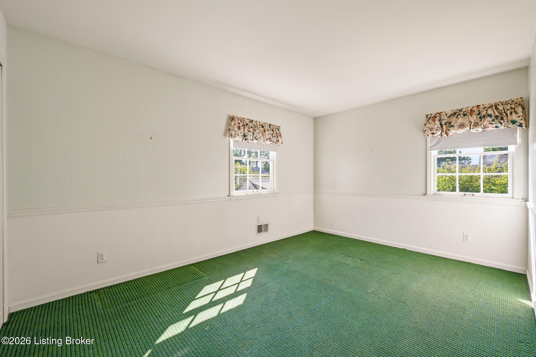 3309 Thrush Road Louisville, KY 40213 - Photo 30 of 49 3309 Thrush Rd-36