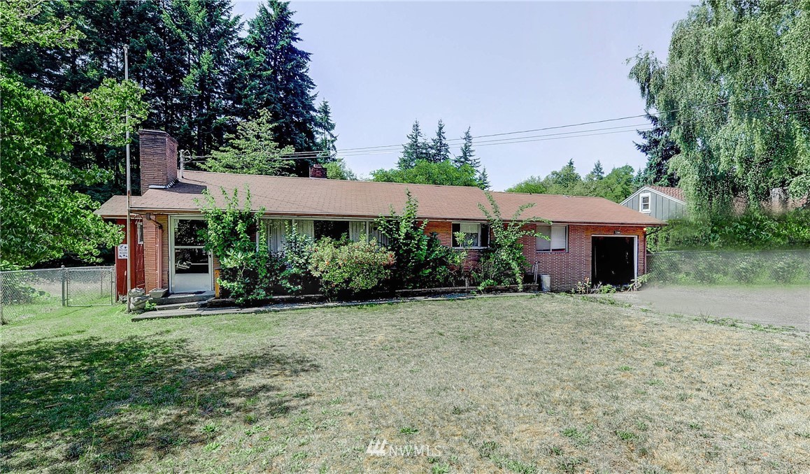 7208 Lower Ridge Road Everett, WA 98203 - Photo 1 of 24