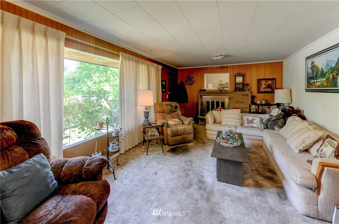 7208 Lower Ridge Road Everett, WA 98203 - Photo 7 of 24