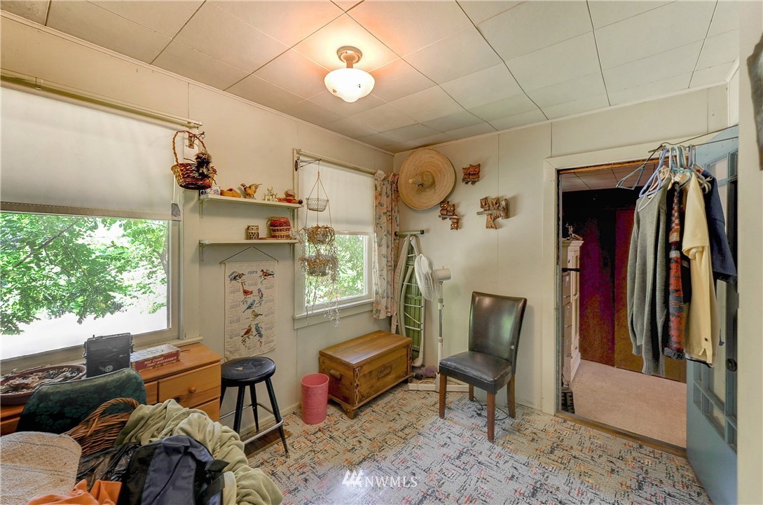 7208 Lower Ridge Road Everett, WA 98203 - Photo 10 of 24