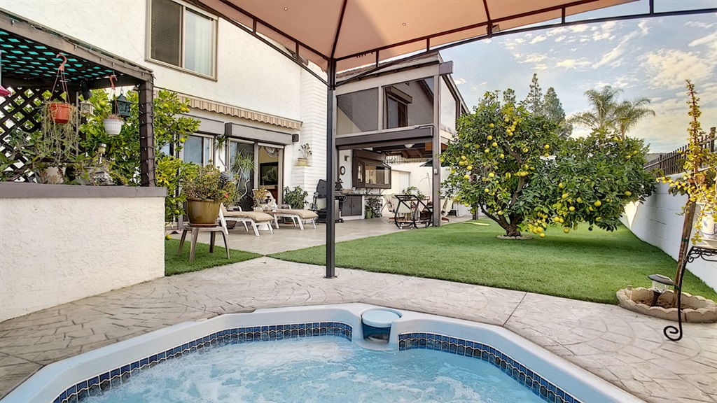 8558 Cordial Road El Cajon, CA 92021 - Photo 9 of 24 Gallery Image 9