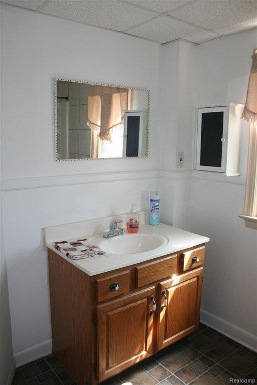 15944 Clinton River Road Clinton Township, MI 48038 - Photo 10 of 25 Bathroom