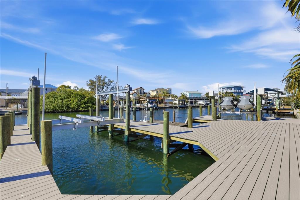 13875 Hatcher Avenue Hudson, FL 34667 - Photo 11 of 85