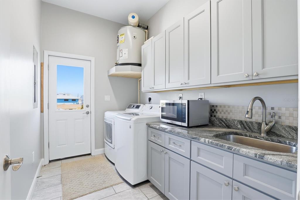 13875 Hatcher Avenue Hudson, FL 34667 - Photo 53 of 85