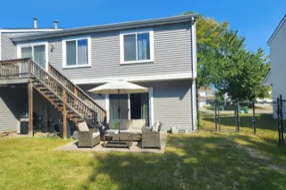 $3,400 | 35 Buckingham Lane, Buffalo Grove, IL 60089