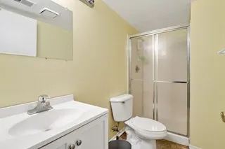 $3,400 | 35 Buckingham Lane, Buffalo Grove, IL 60089