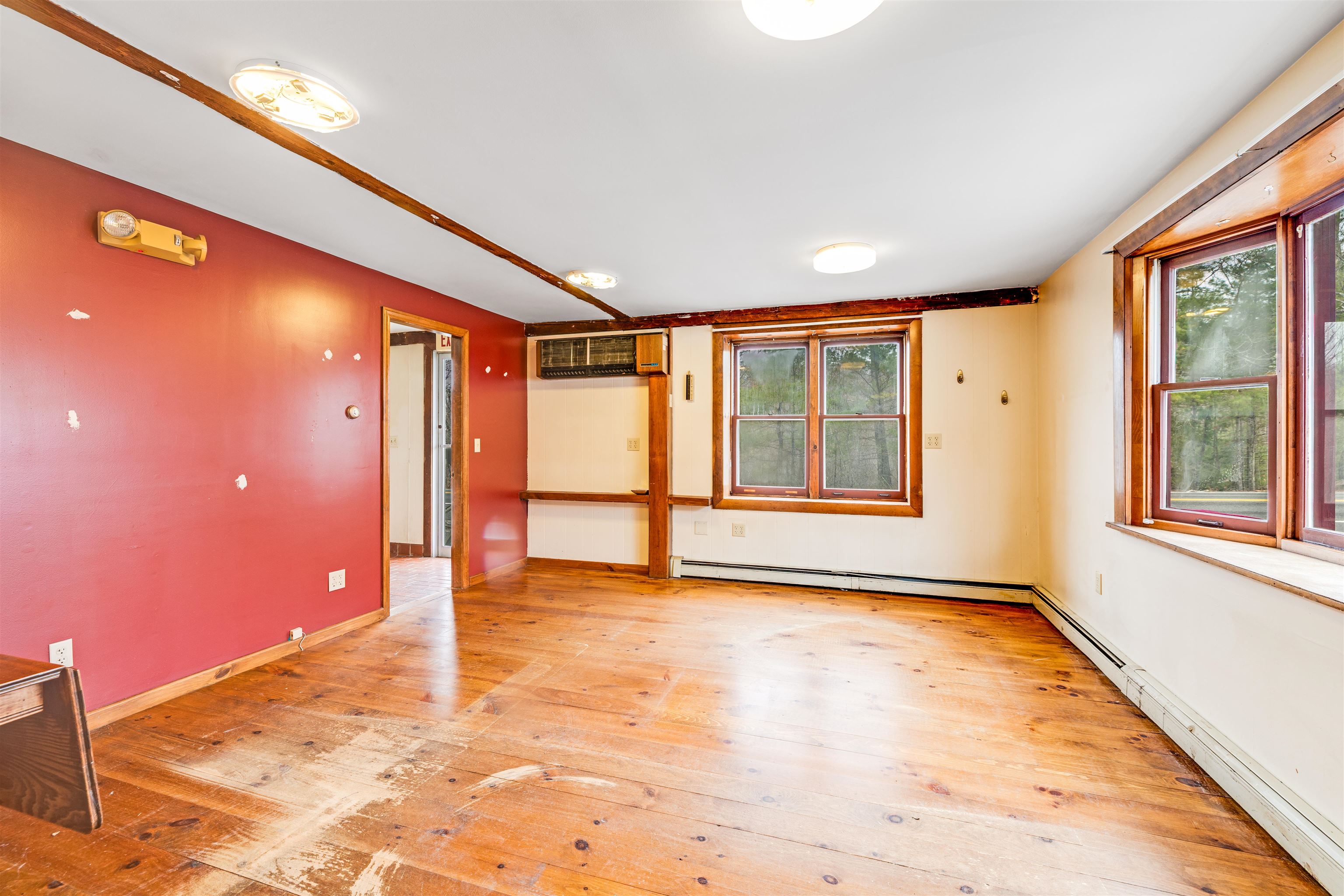 343 Main Street Sandown, NH 03873 - Photo 12 of 31