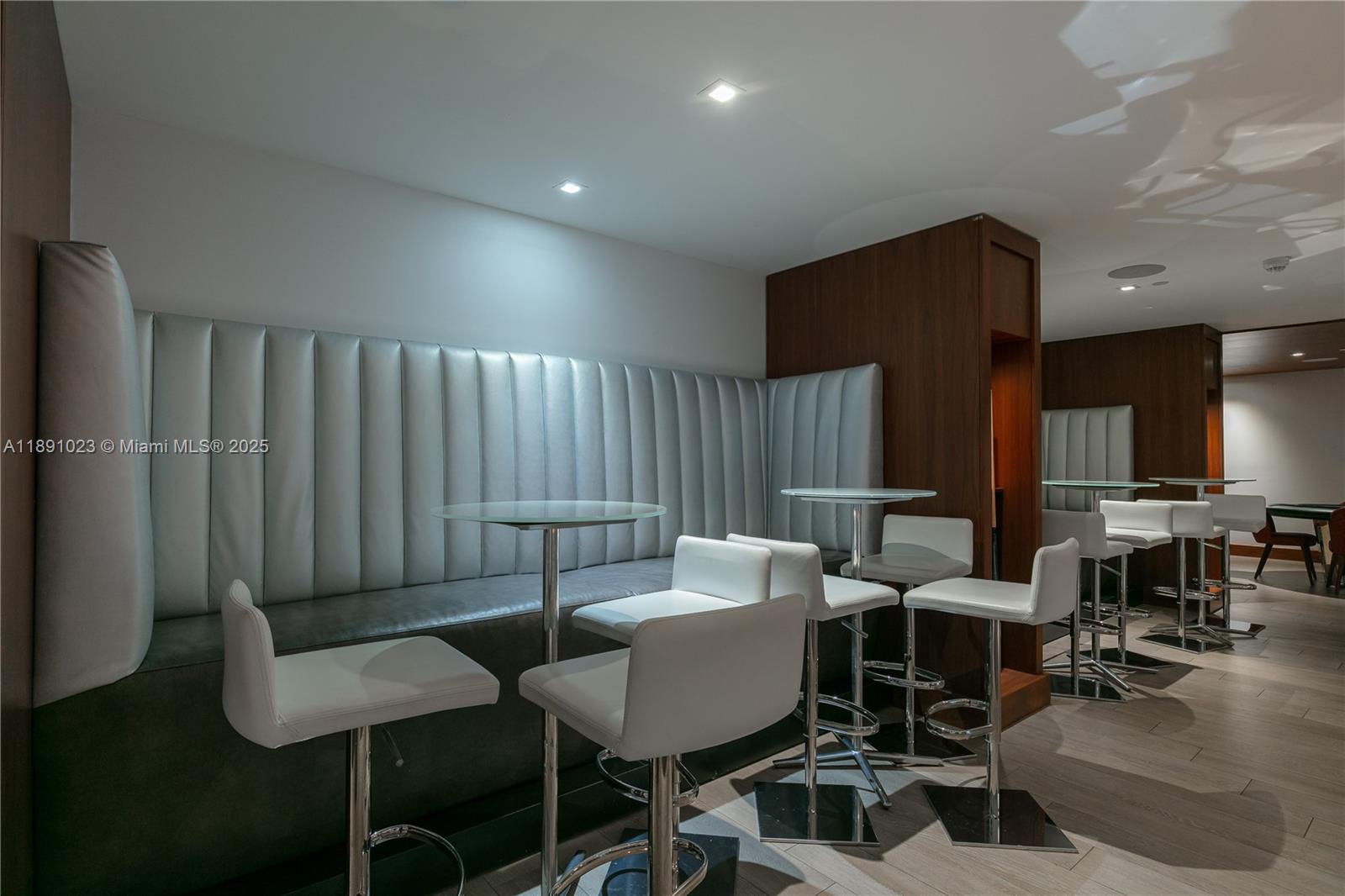 300 Sunny Isles Boulevard, Unit 41607 Sunny Isles Beach, FL 33160 - Photo 43 of 73