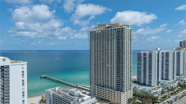 $8,000 | 300 Sunny Isles Boulevard, Unit 41607, Sunny Isles Beach, FL 33160