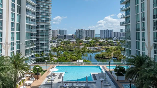 $8,000 | 300 Sunny Isles Boulevard, Unit 41607, Sunny Isles Beach, FL 33160