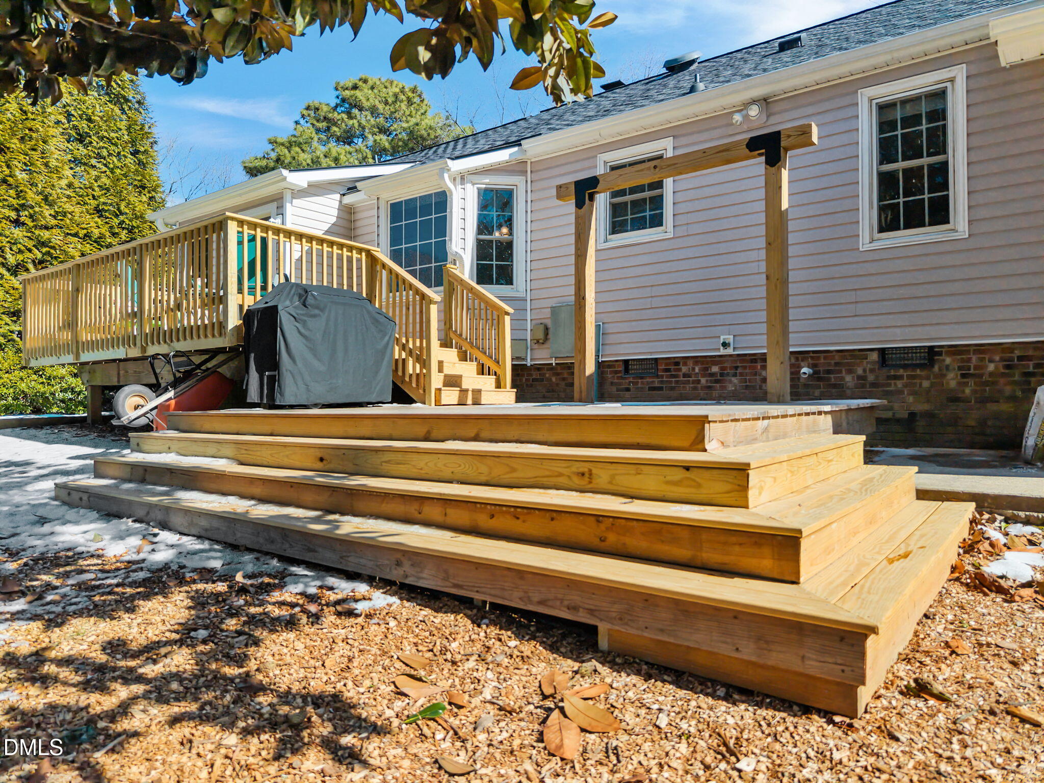 102 Briarcliff Street Apex, NC 27502 - Photo 25 of 28 11-web-or-mls-DJI_20260128125511_0101_D