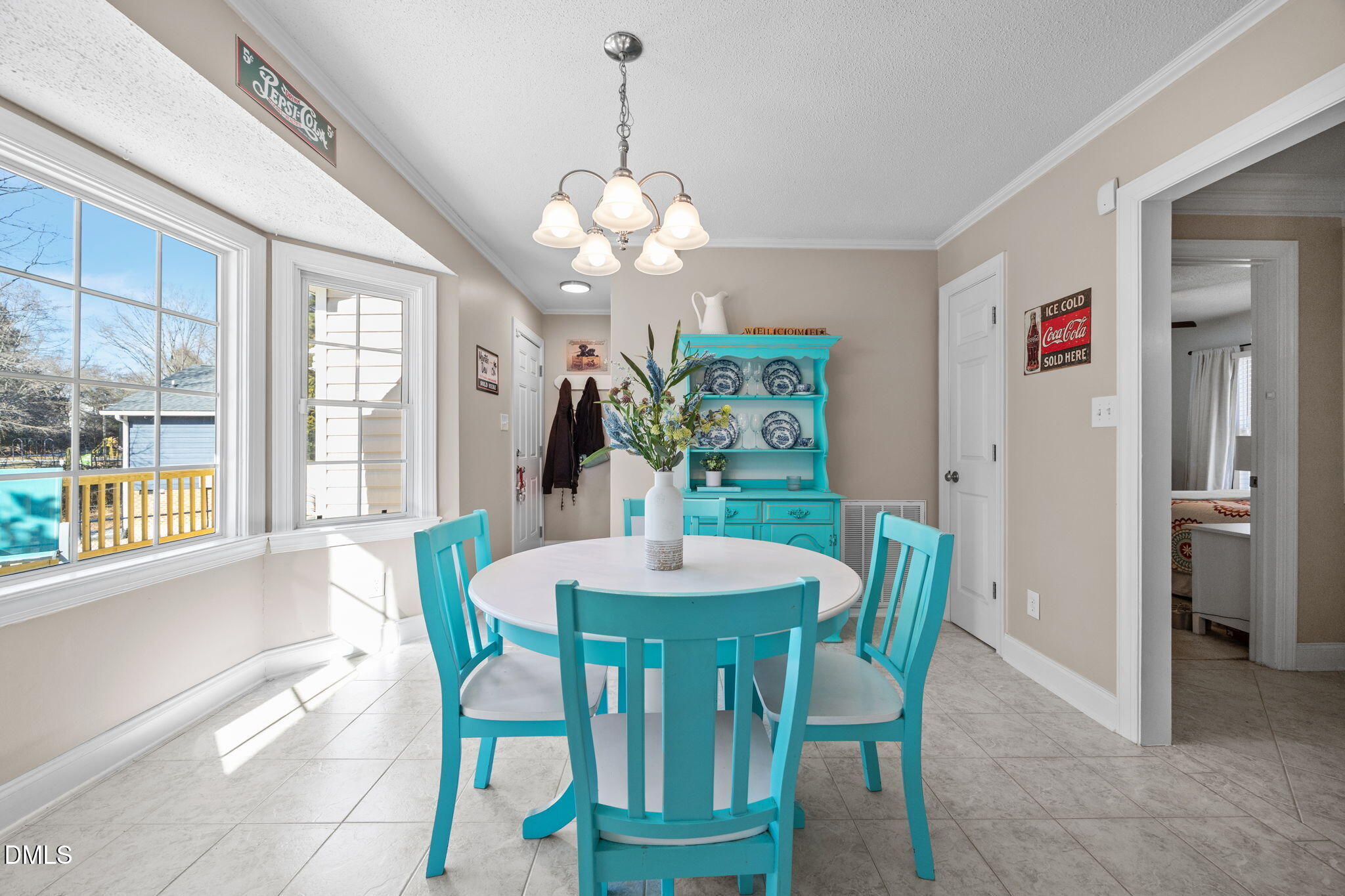 102 Briarcliff Street Apex, NC 27502 - Photo 7 of 28 39-web-or-mls-IMG_5418