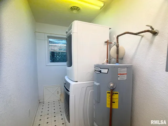 $155,000 | 617 North 10th Street, Herrin, IL 62948