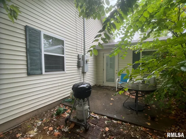 $155,000 | 617 North 10th Street, Herrin, IL 62948