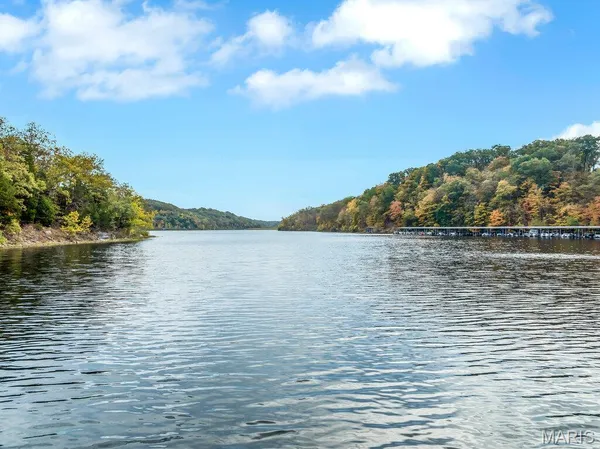 $1,225,000 | 32 Callaway Ridge Drive, Defiance, MO 63341