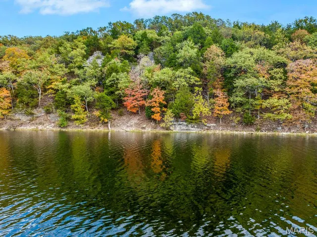 $1,225,000 | 32 Callaway Ridge Drive, Defiance, MO 63341