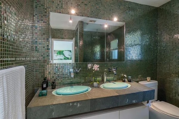 $9,700 | 1123 Bay Drive, Miami Beach, FL 33141