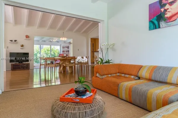 $9,700 | 1123 Bay Drive, Miami Beach, FL 33141