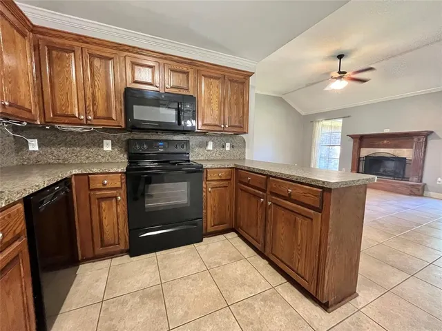 $1,700 | 708 Quiet Cove Circle, Shreveport, LA 71118