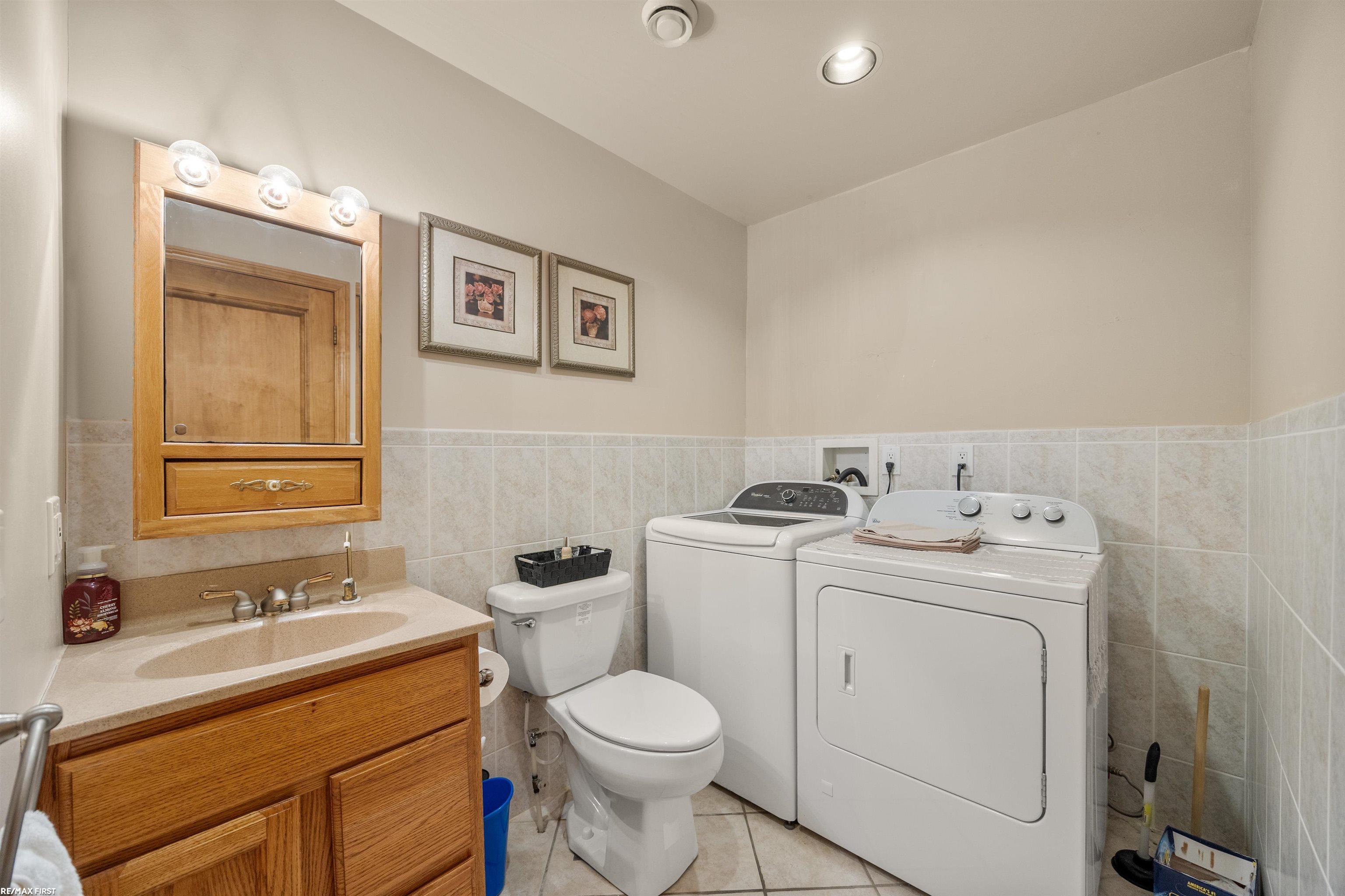 3864 Lakeshore Road Deckerville, MI 48427 - Photo 68 of 93