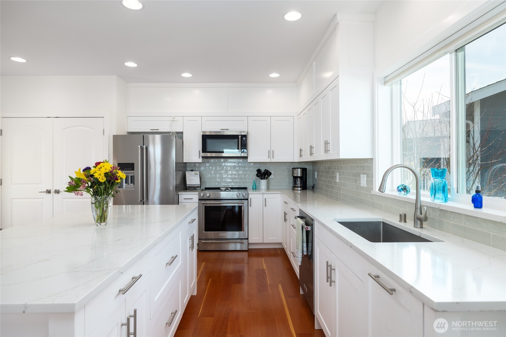 3903 Isle Way Anacortes, WA 98221 - Photo 15 of 40