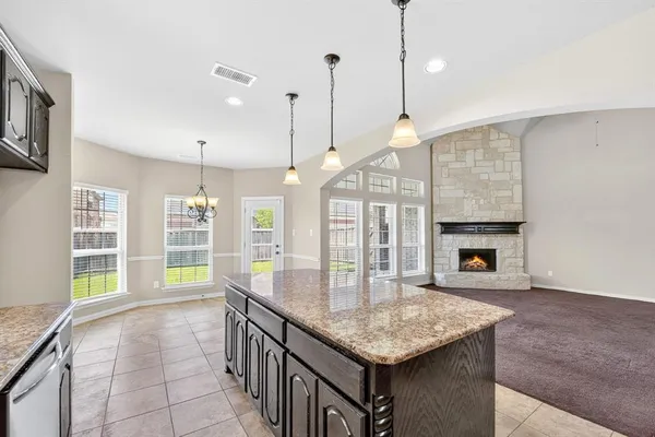 $539,900 | 127 Lake Trail Drive, Red Oak, TX 75154