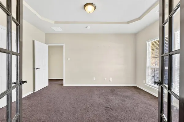 $539,900 | 127 Lake Trail Drive, Red Oak, TX 75154