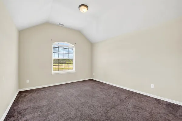 $539,900 | 127 Lake Trail Drive, Red Oak, TX 75154