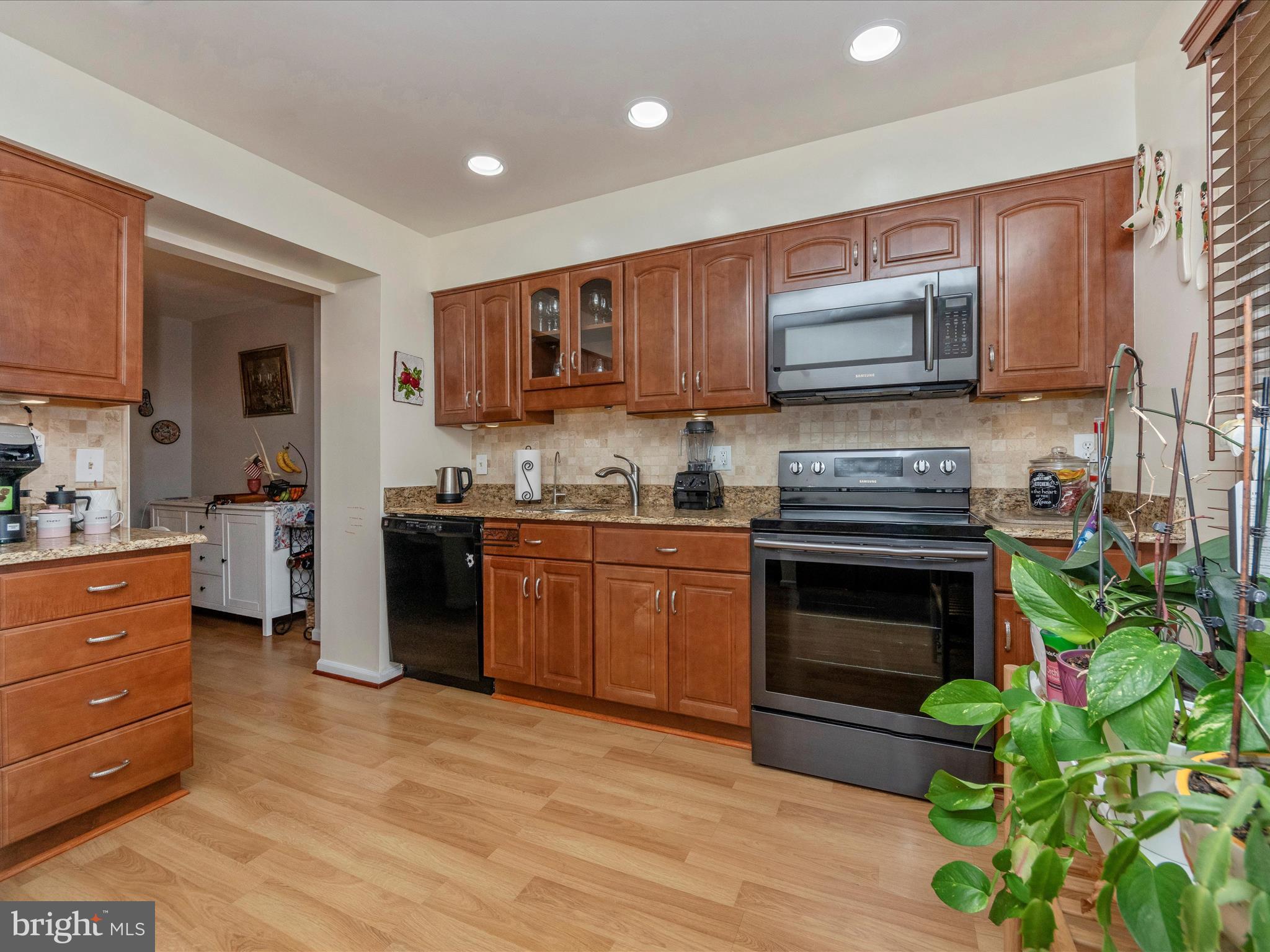 11 Briarstone Lane Gaithersburg, MD 20877 - Photo 7 of 51 IMG_1448