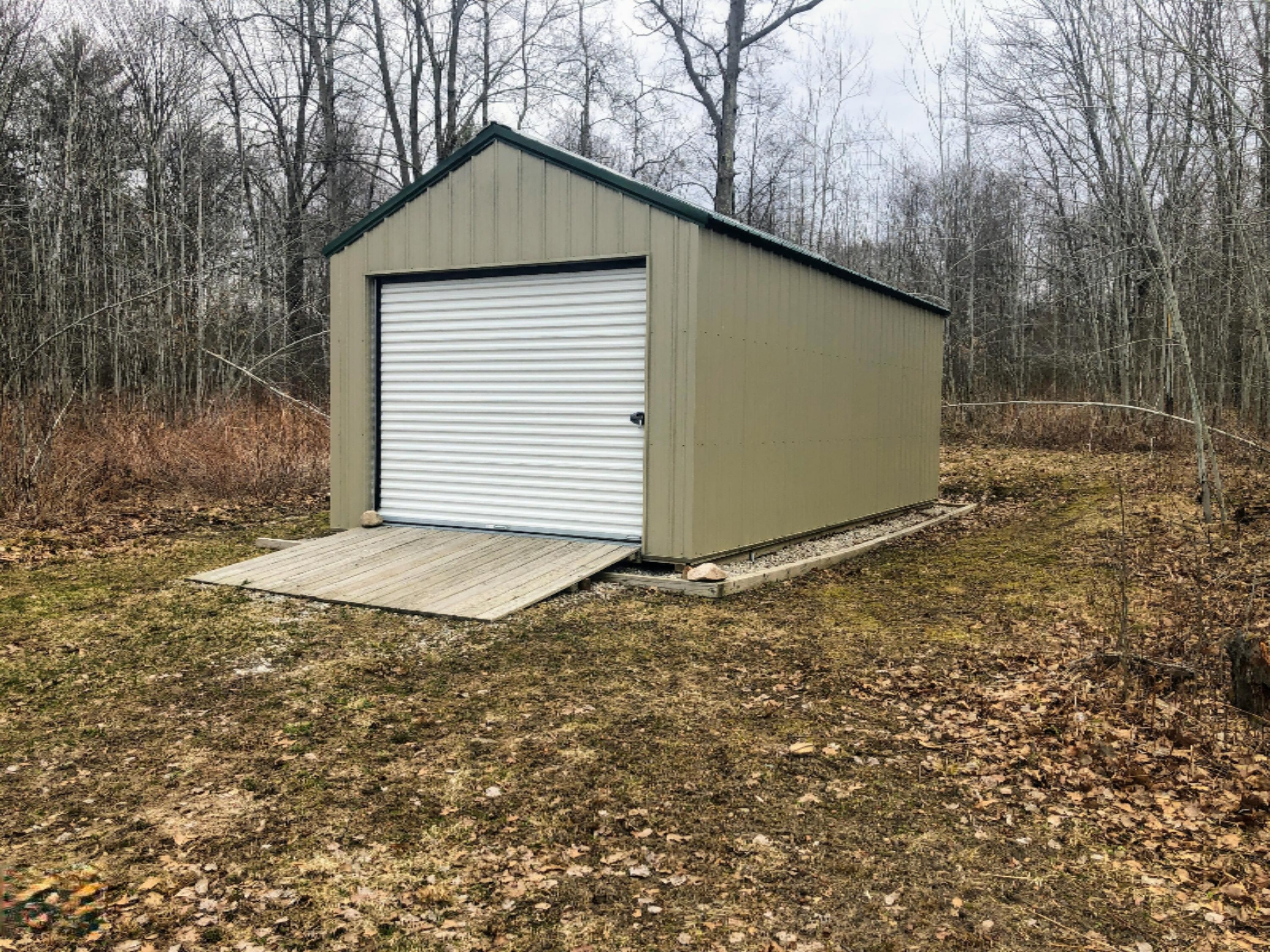 9570 150th Avenue Reed City, MI 49677 - Photo 3 of 30 drive through garage