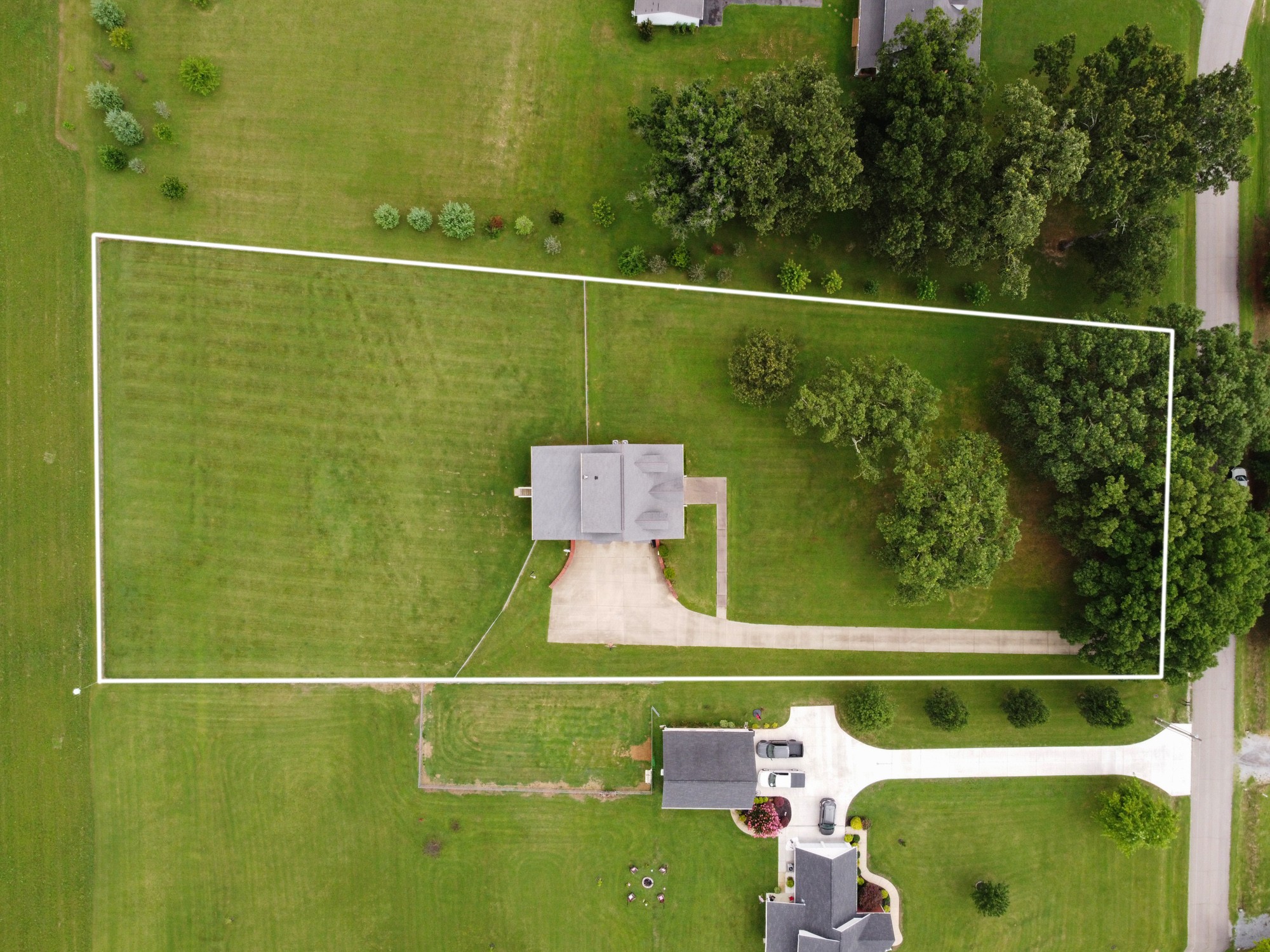 1678 Porter Road Bon Aqua, TN 37025 - Photo 10 of 36