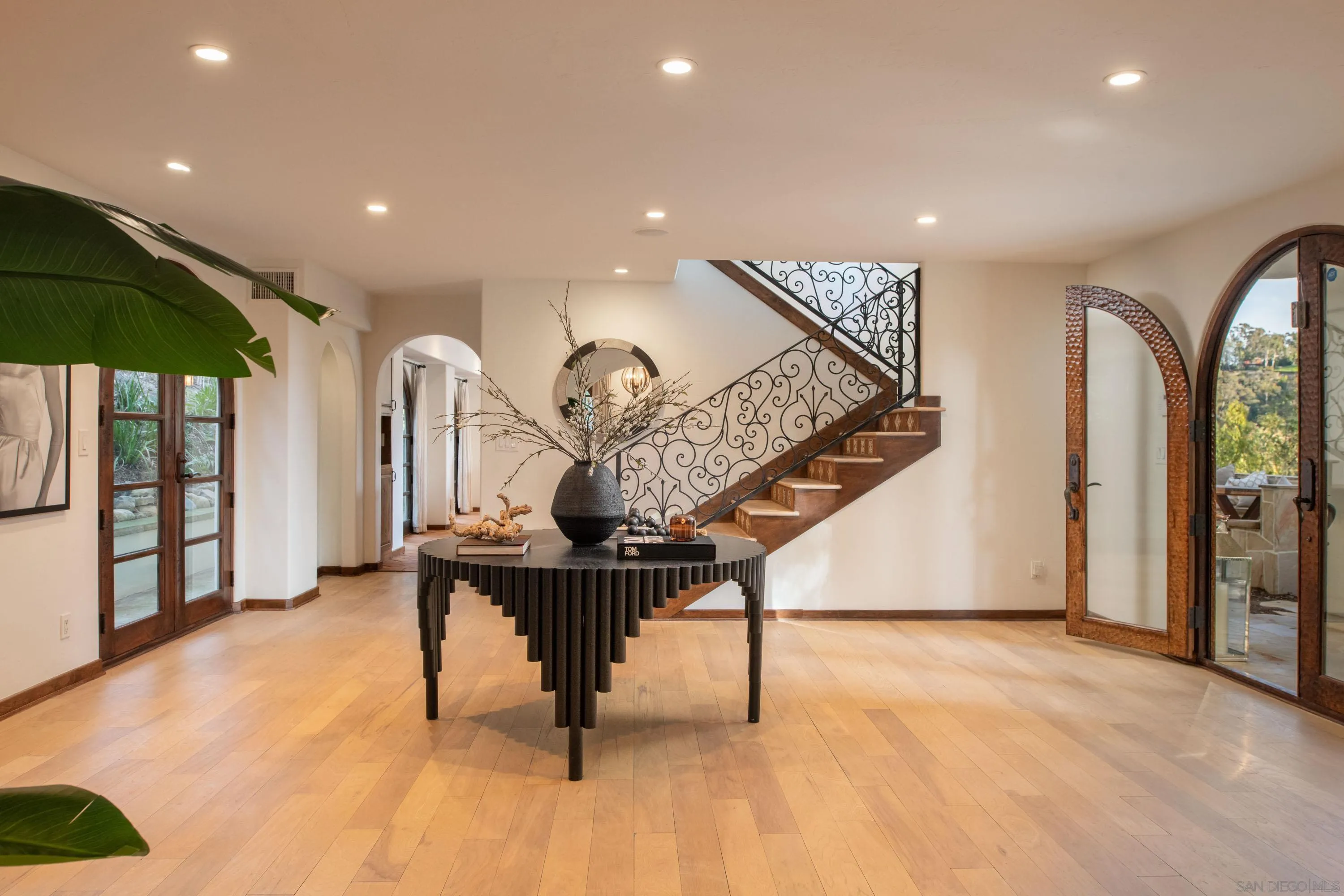 6511 Poco Lago Rancho Santa Fe, CA 92067 - Photo 11 of 24 a view of entryway with livingroom and furniture