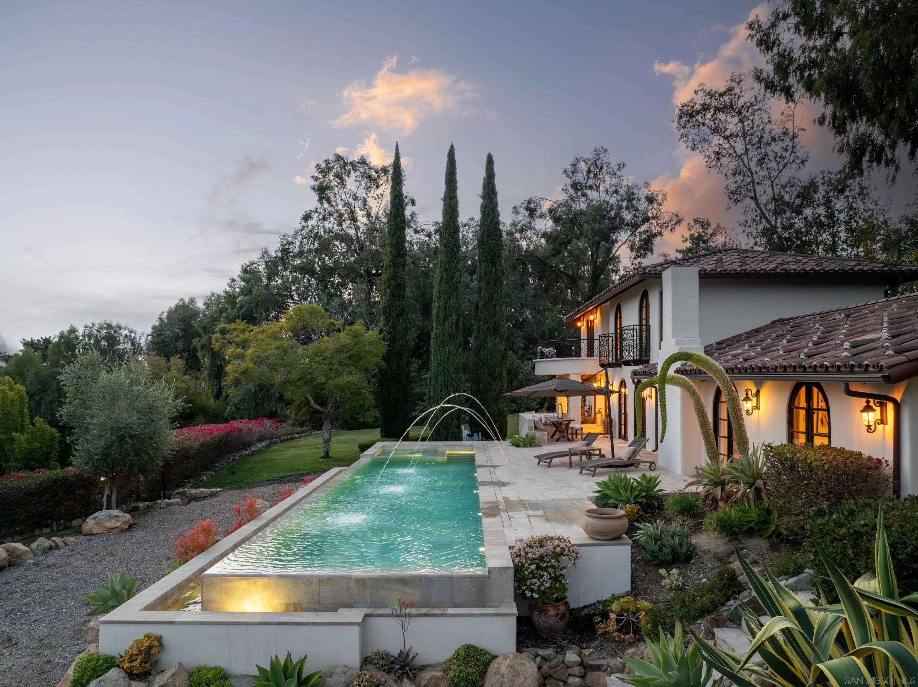 6511 Poco Lago Rancho Santa Fe, CA 92067 - Photo 15 of 24 an outdoor view of the garden