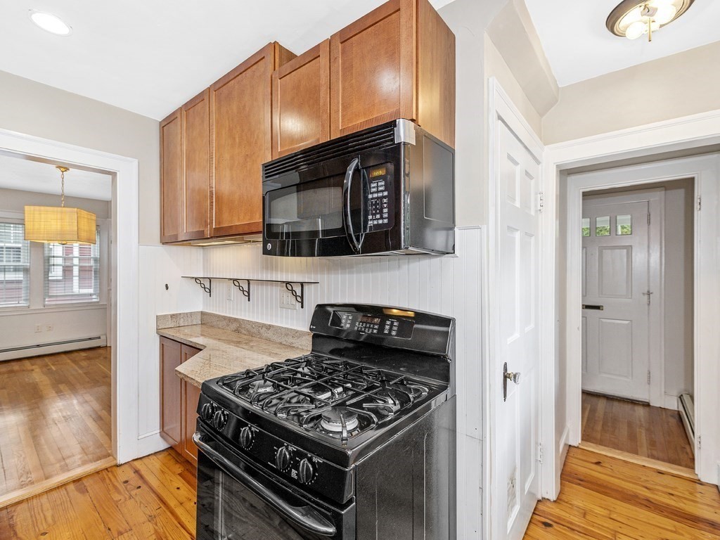49 Sargent Road Swampscott, MA 01907 - Photo 10 of 30 Gallery Image 10