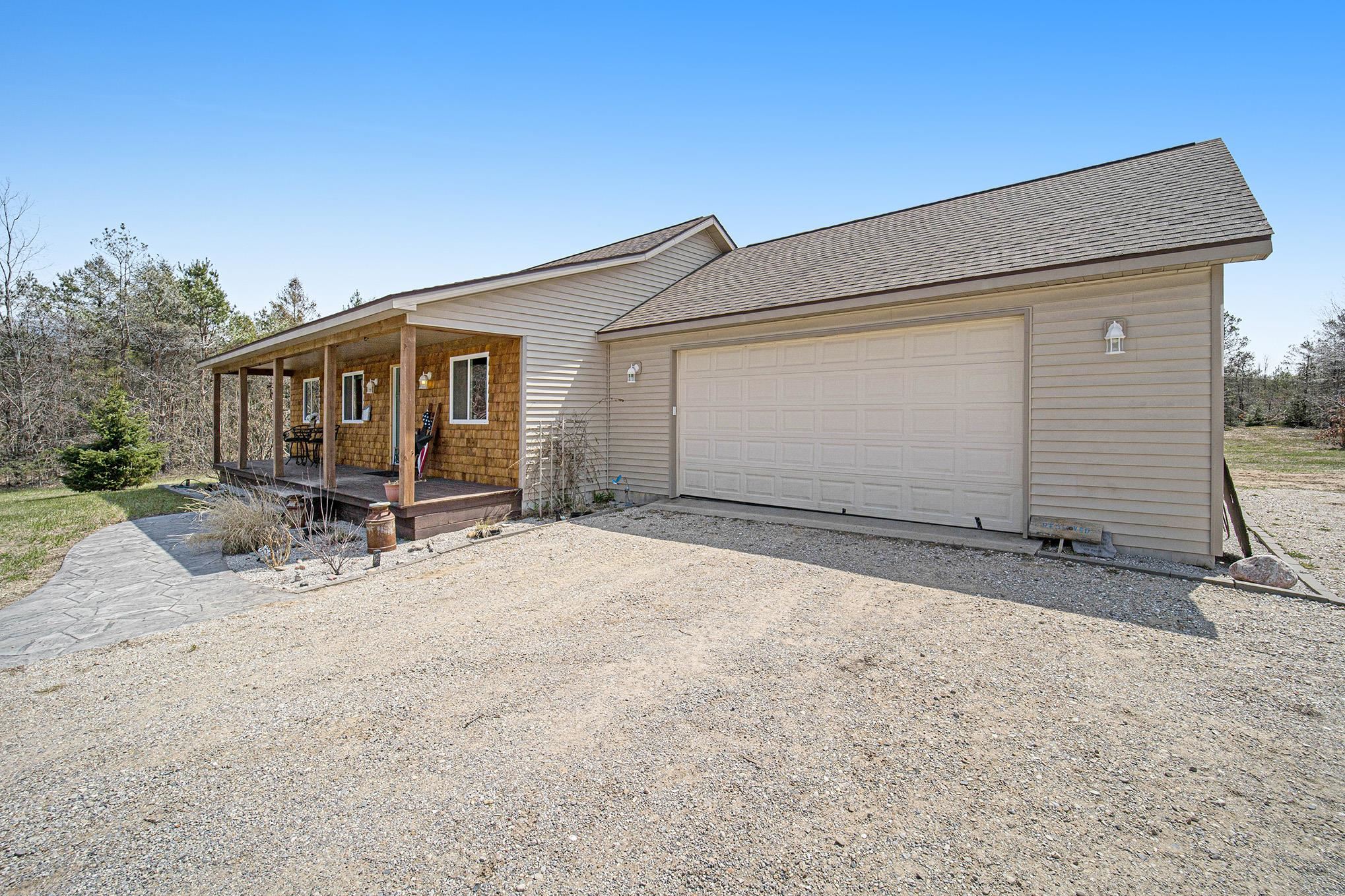 20169 Lindy Road Thompsonville, MI 49683 - Photo 2 of 28 1899309-1.JPG