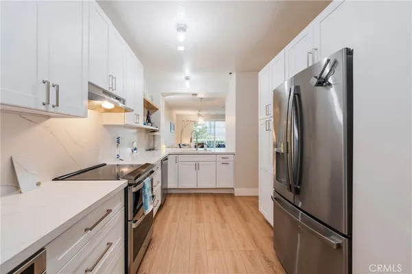 $669,000 | 20371 Bluffside Circle, Unit 212, Huntington Beach, CA 92646