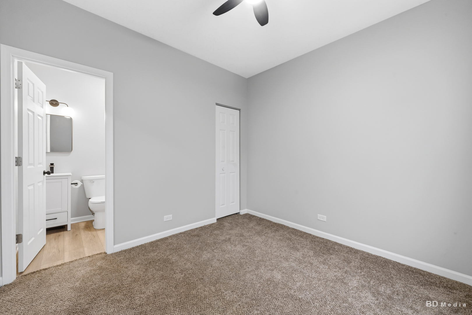 3300 Butler Avenue Steger, IL 60475 - Photo 15 of 16 a view of a bathroom
