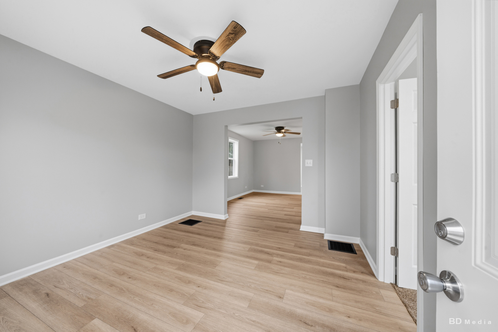 3300 Butler Avenue Steger, IL 60475 - Photo 5 of 16 a view of an empty room and wooden floor