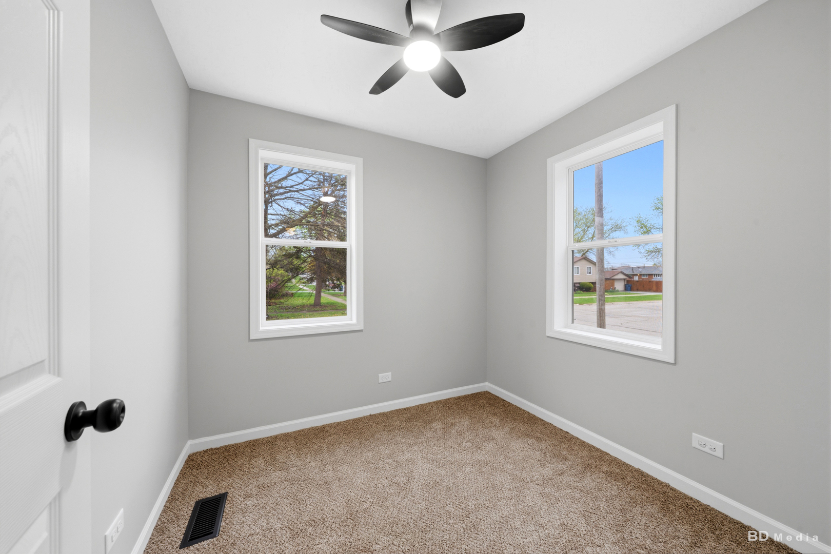 3300 Butler Avenue Steger, IL 60475 - Photo 7 of 16 a view of an empty room with a window