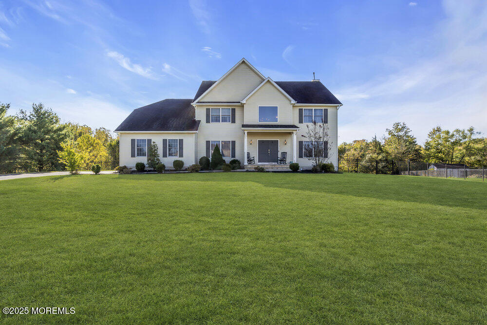 11 Cutter Court Cream Ridge, NJ 08514 - Photo 81 of 87 a front view of a house with garden