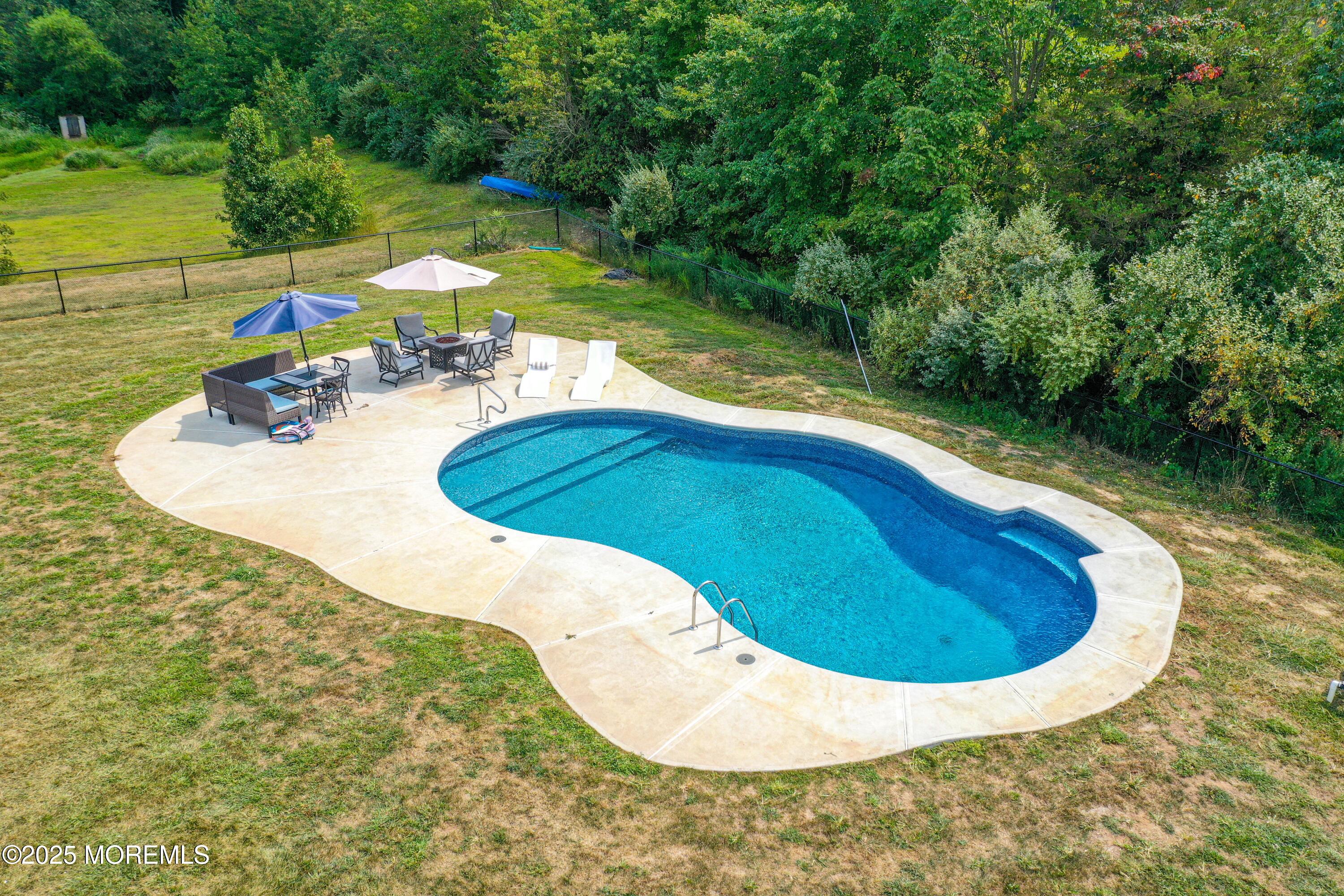 11 Cutter Court Cream Ridge, NJ 08514 - Photo 9 of 87 new pic 4