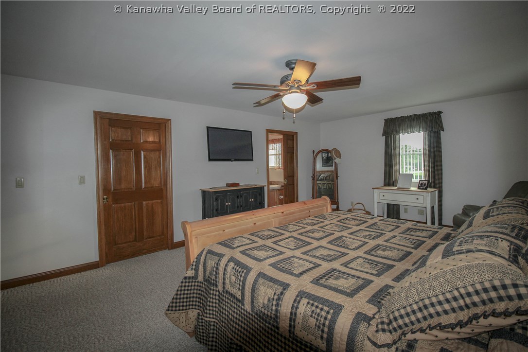 1228 Newmans Branch Road Milton, WV 25541 - Photo 14 of 29 Gallery Image 14