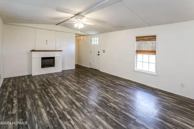 $1,400 | 502 East Branch Drive, Newport, NC 28570