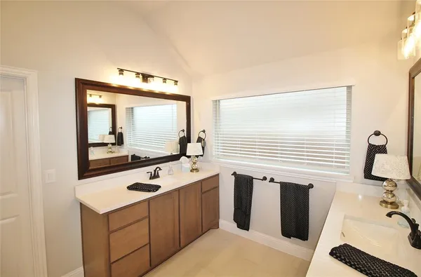 $2,800 | 217 Resting Pl Road, Waxahachie, TX 75165