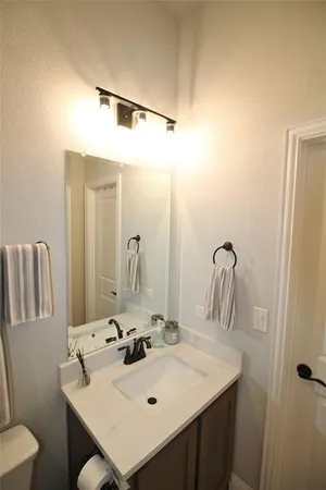 $2,800 | 217 Resting Pl Road, Waxahachie, TX 75165
