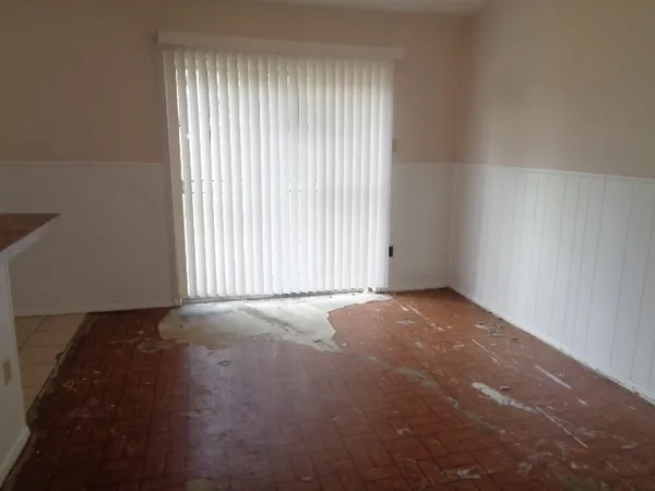 $140,000 | 4002 Cloverbrook Drive, Houston, TX 77045
