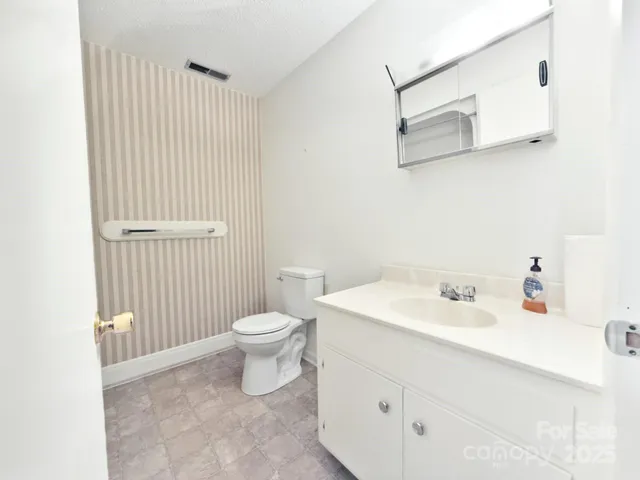 $399,000 | 389 Harrill Dairy Road, Forest City, NC 28043